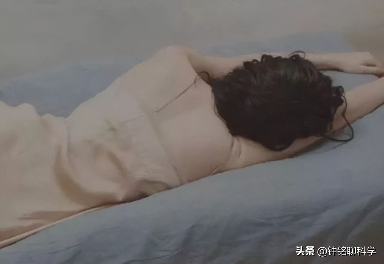 祸害女性的“*药迷**”真的存在吗？“听话水”为啥会让人“听话”？