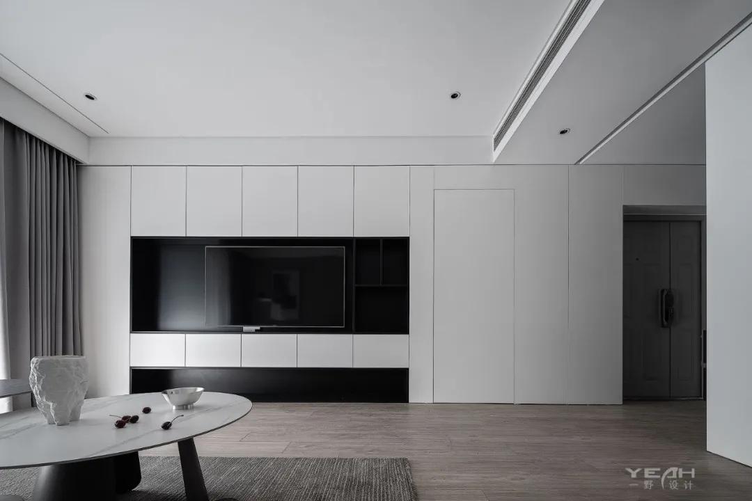 一尘不染素净澄明空间的温度是有了居住者