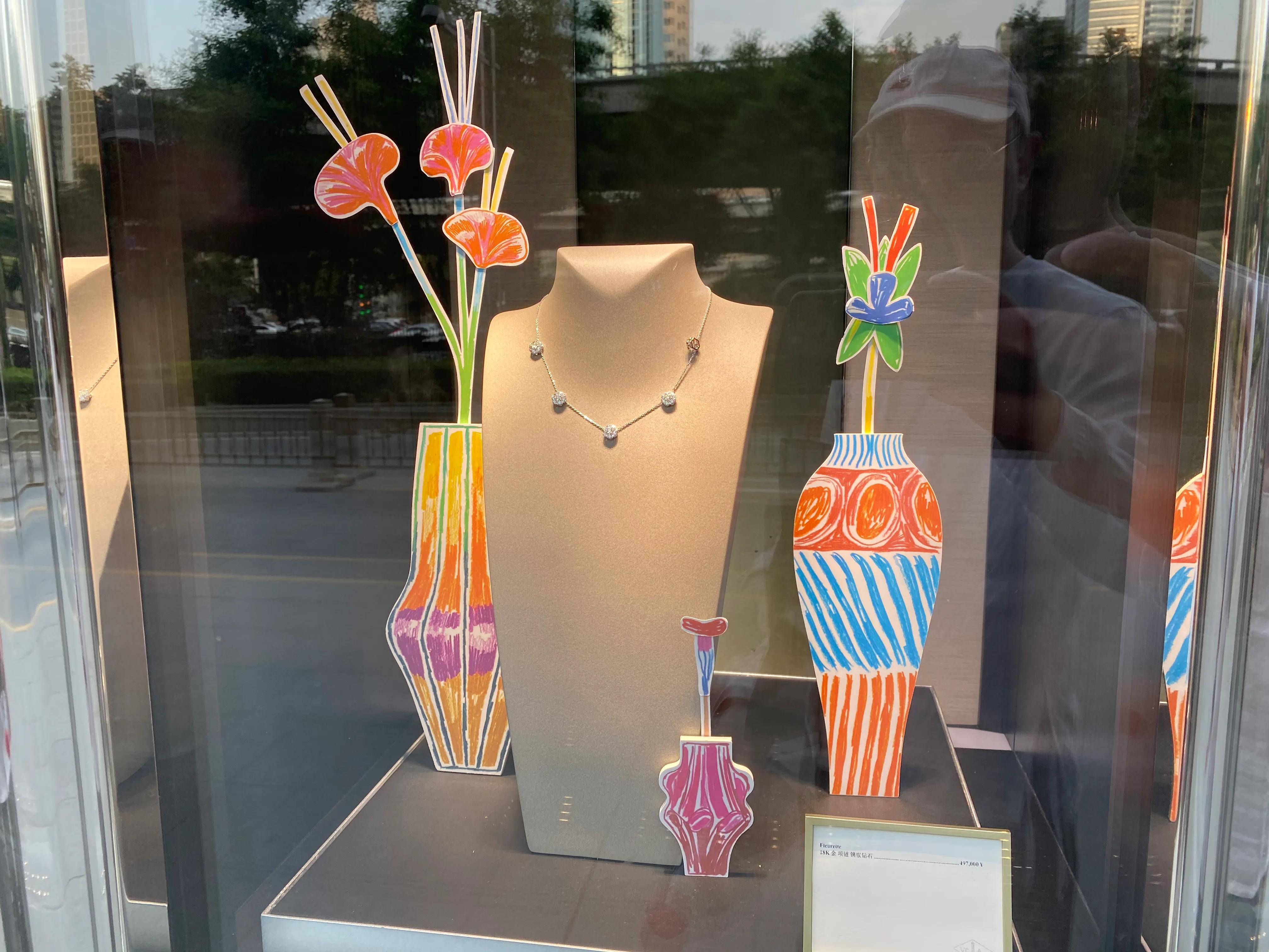 钻石定制的品牌哪个最好,钻戒十大经典款式婚戒品牌排行