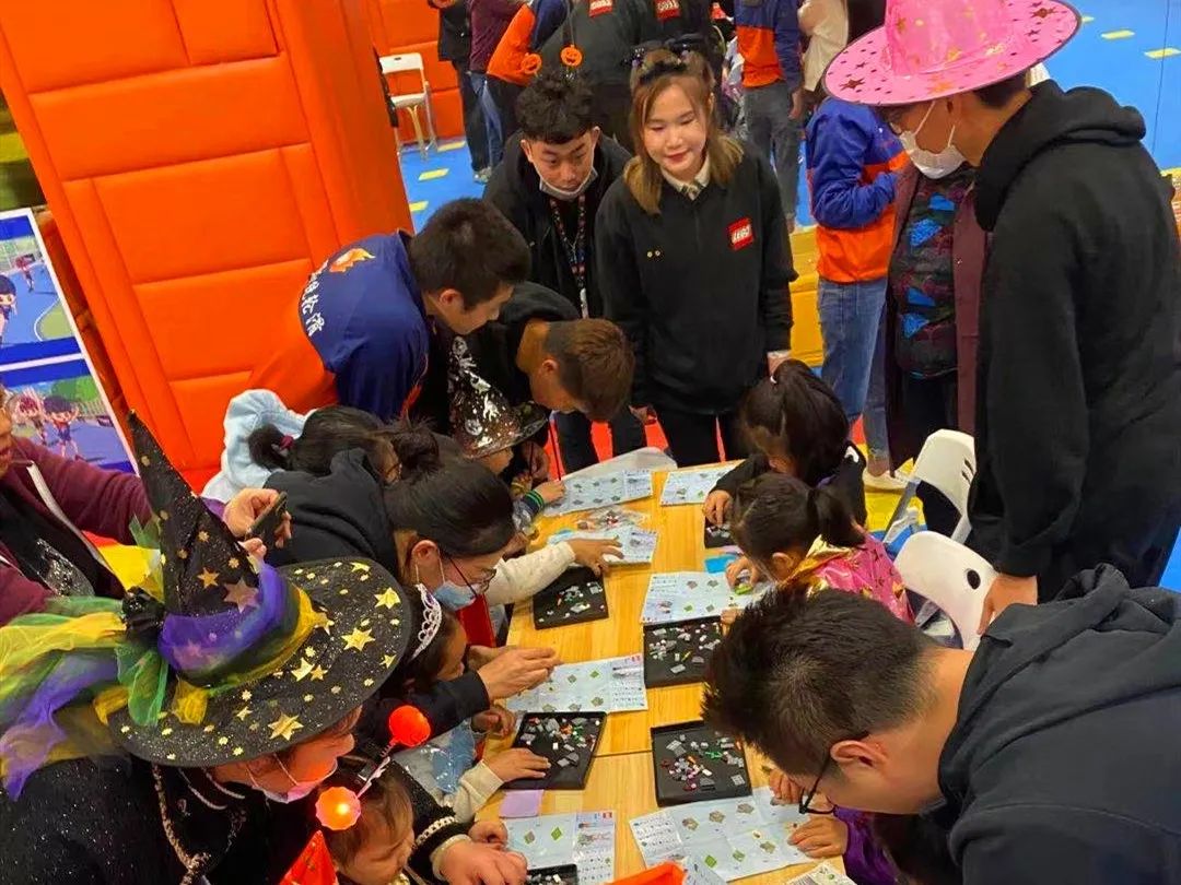 威海Shou家乐高®授权专卖店空降威高广场