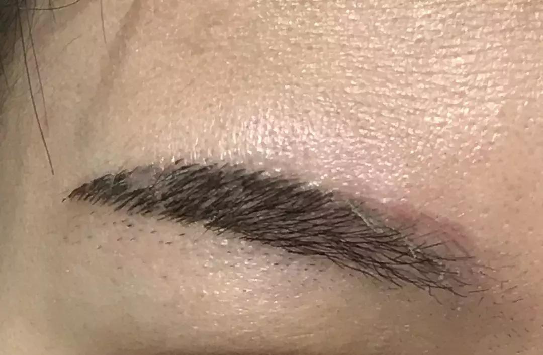 线条眉后期一些问题,如何快而好做线条眉
