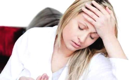 指甲上出现竖纹是身体出现了状况,如果指甲上有竖纹要关注了