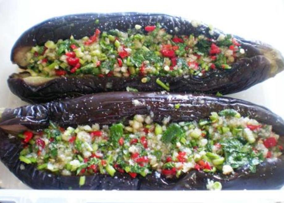 香辣蒜茄子,香辣蒜香烤茄子