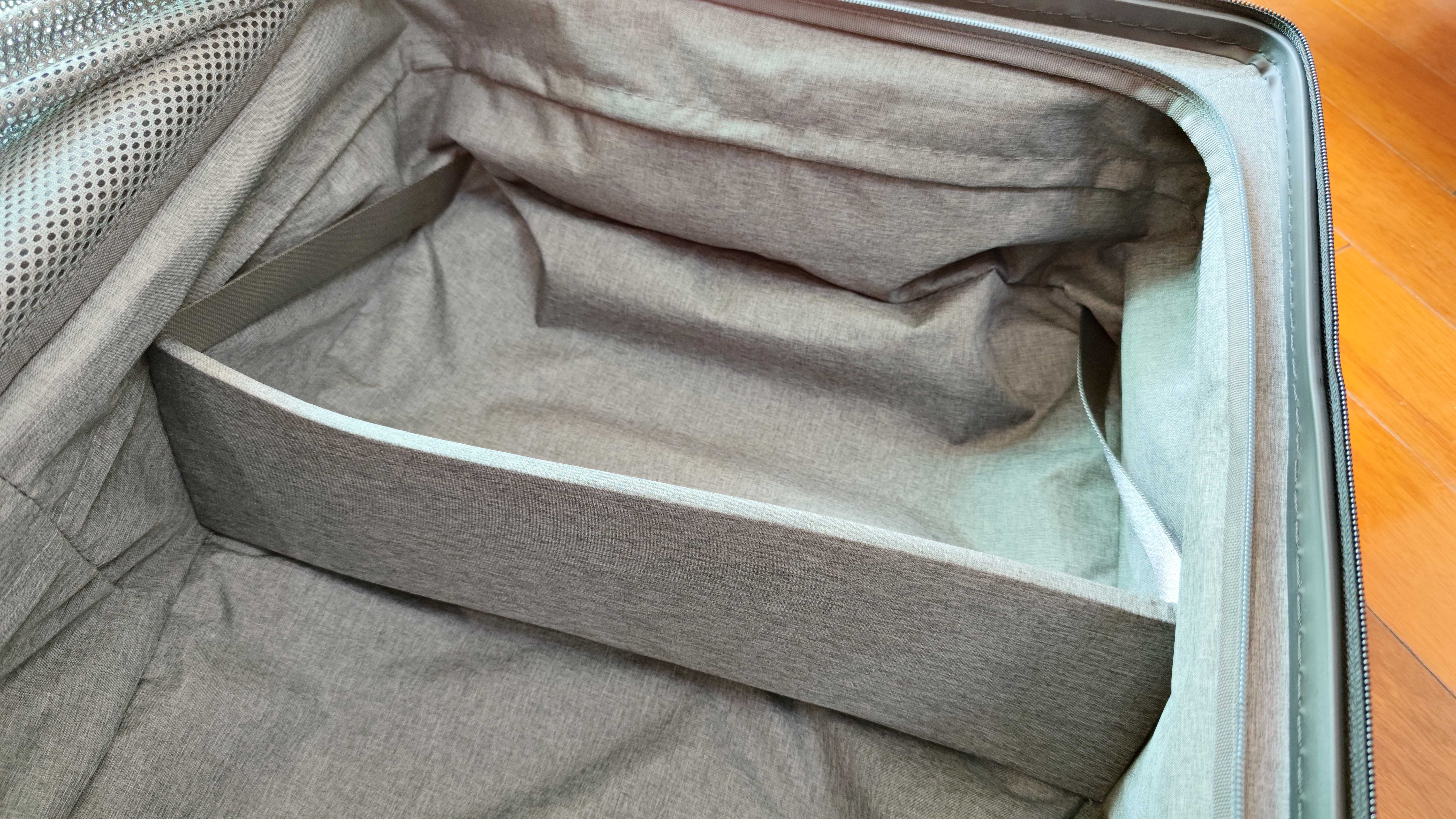 地平线8号和90分旅行箱哪个好看,地平线八号旅行箱旗舰版