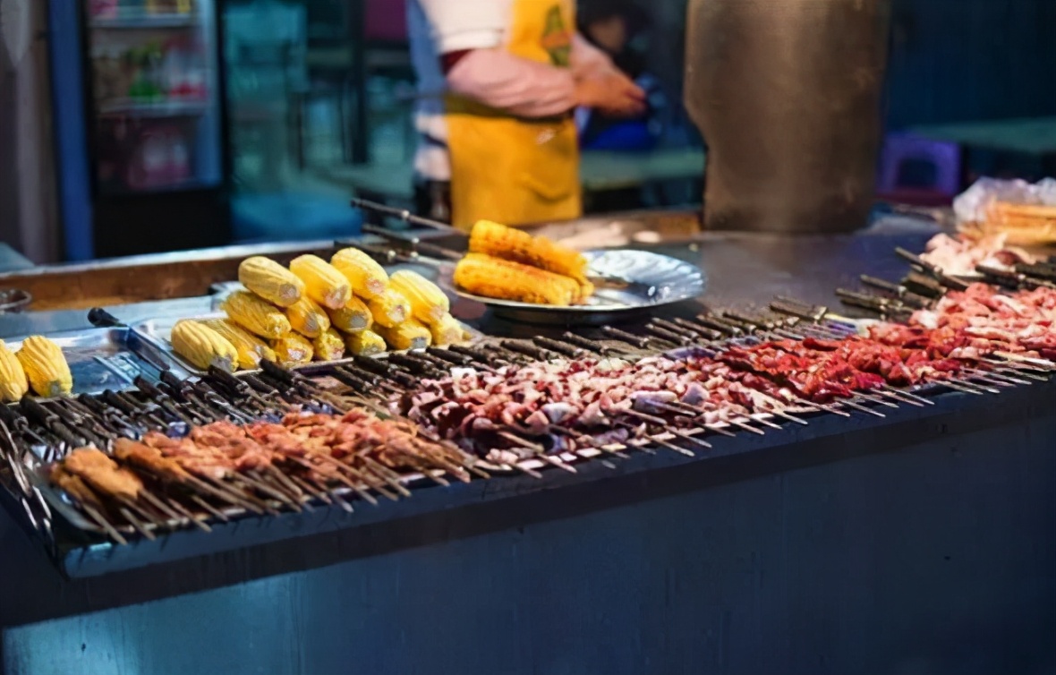 烧烤摊不干了，老板分享1万元的烤肉配方，鲜嫩入味，不学就亏了