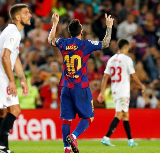 你为什么喜欢足球作文,你为什么喜欢足球解说