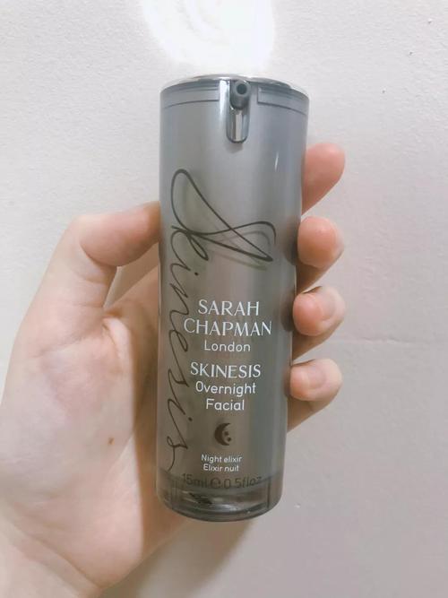 混合油皮适合护肤精华,混油皮保湿护肤方法