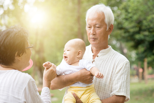 家庭教育对孩子的影响鲜明对比,中国式家庭教育孩子为什么叛逆