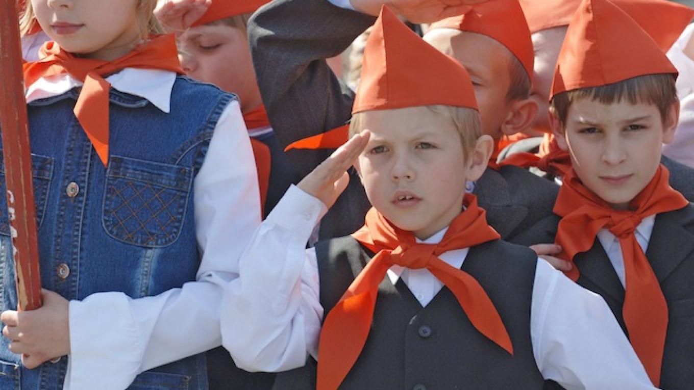 中国大妈丝巾五角星,中国大妈的丝巾从来不会让人失望