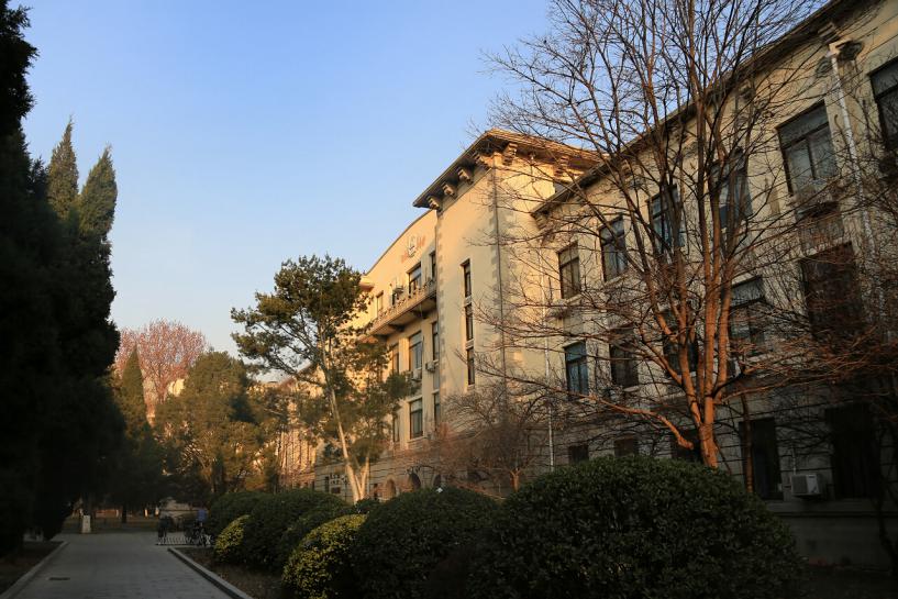 北京硬核大学：1个学科世界第一，获央视、人民日报等媒体百余次聚焦！