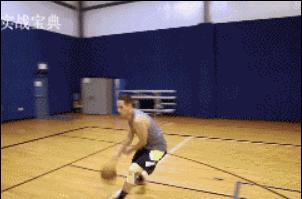 篮球三步上篮滞空如何训练,快速上篮空篮怎么老上不进