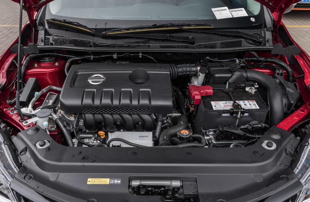 家用车两厢好还是三厢好,省油运动颜值高油混大气轿车推荐