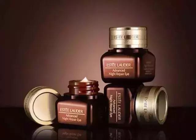 免税店买化妆品能便宜多少钱,怎样知道免税店有没有打折