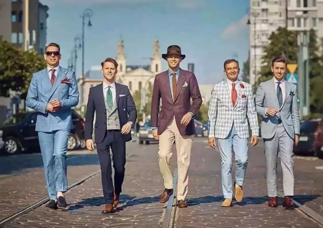 西服穿完以后怎么打理,西服穿久怎么处理焕然一新