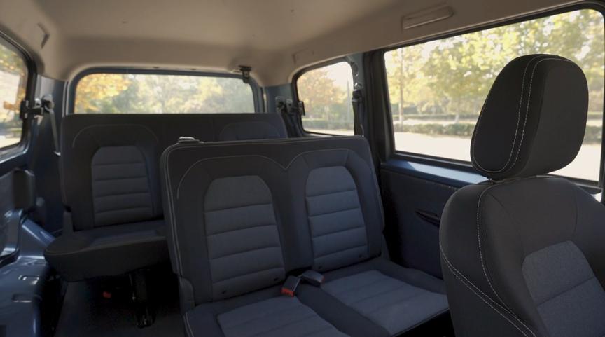 国民神车再升级试驾五菱宏光plus,最新款五菱宏光plus详细讲解