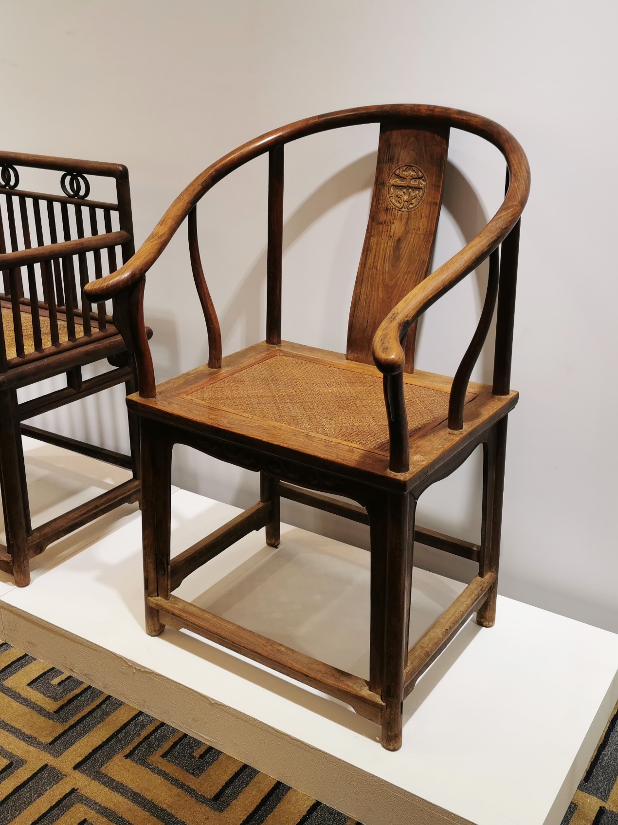 顶级黄花梨交椅价格,黄花梨官帽椅价目表