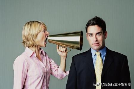 顾客抱怨时，导购应该怎么办？