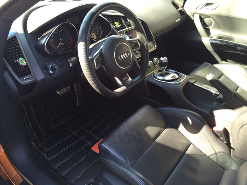 汽车脚垫哪种款式最好,汽车脚垫哪种材质比较好