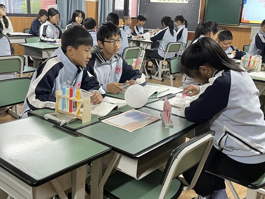 重庆六十五中学高考状元,重庆六十五中教师