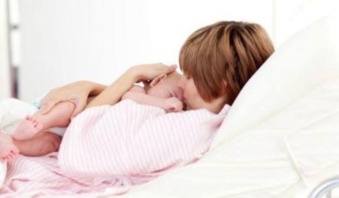 为什么宝宝吃母乳睡不踏实,为什么宝宝吃母乳慢