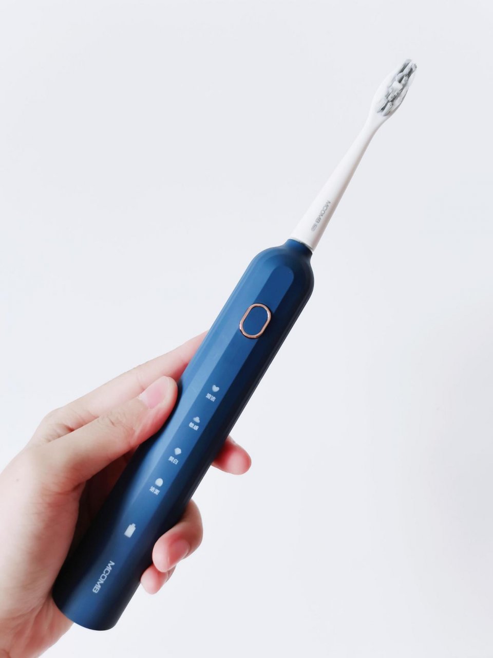 做一个爱笑的女人吧,做一个爱笑的姑娘吧