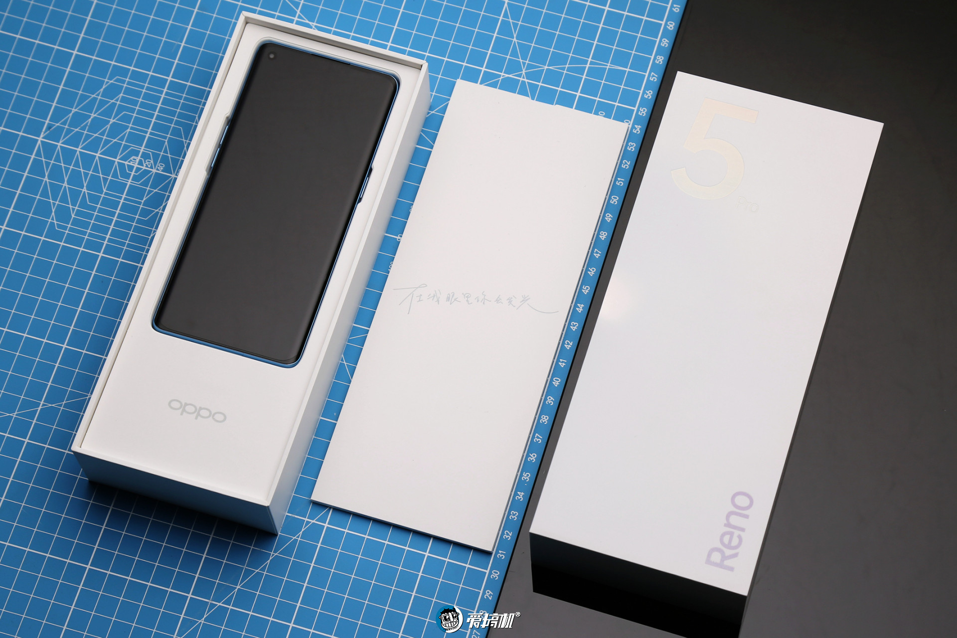 opporeno5pro体验评测帅薄朋克,opporeno5pro256g测评