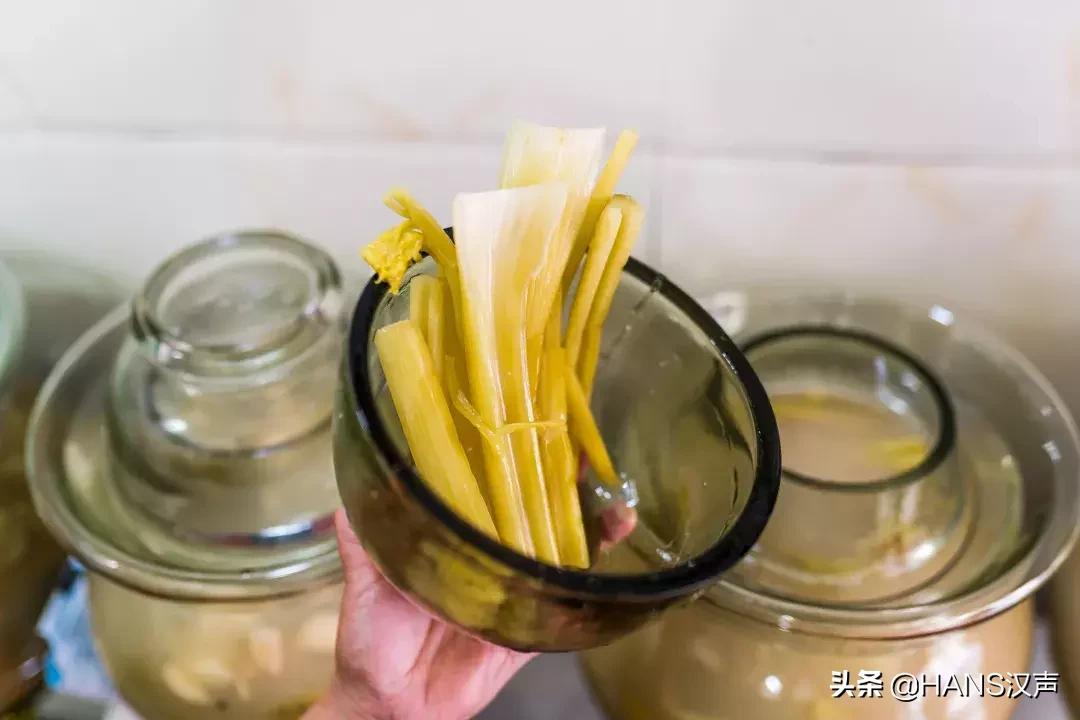 泡菜下酒越喝越有，汉口老杆的硬核下午茶