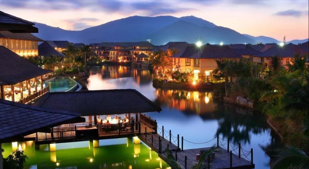 什么才是真正的特色小镇,以前无人问津此后万人追捧