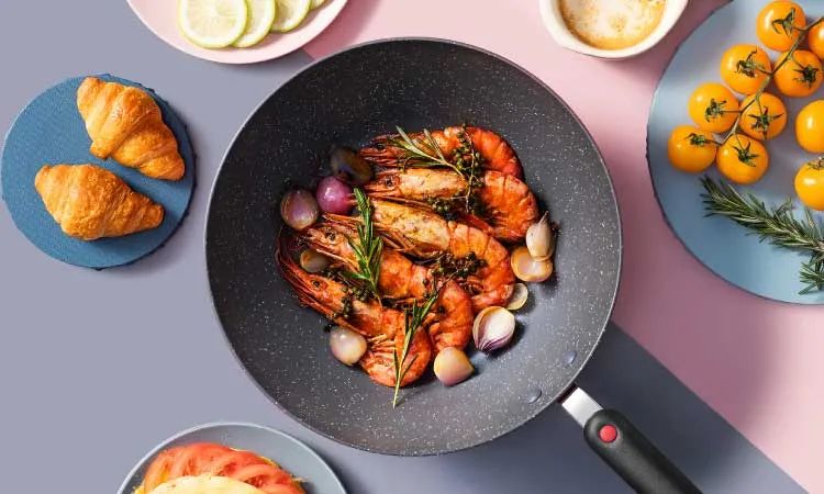 不粘锅怎么开锅保养？为什么你的锅一用就坏？