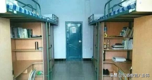 全国高校宿舍奢华排行,各个学校宿舍大比拼