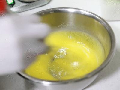 「十堰」这个85后男生开的甜品店，一口就被TA撩到！来了就赖着不想走