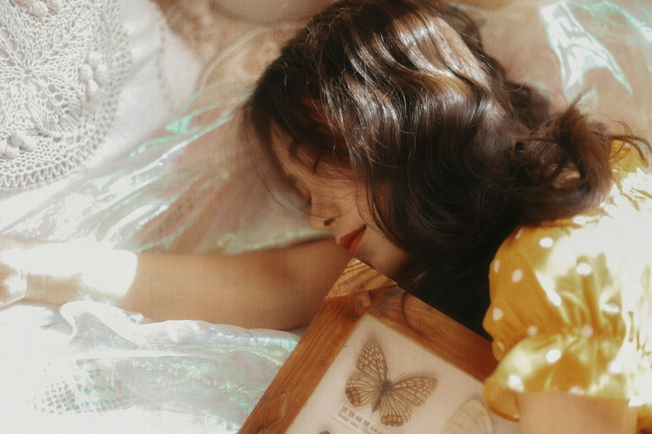 画报复古少女写真,复古胶片风少女写真