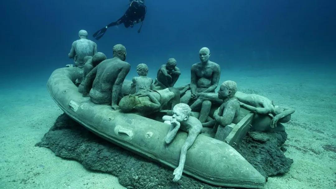 地球的雕塑,地球上的奇异建筑