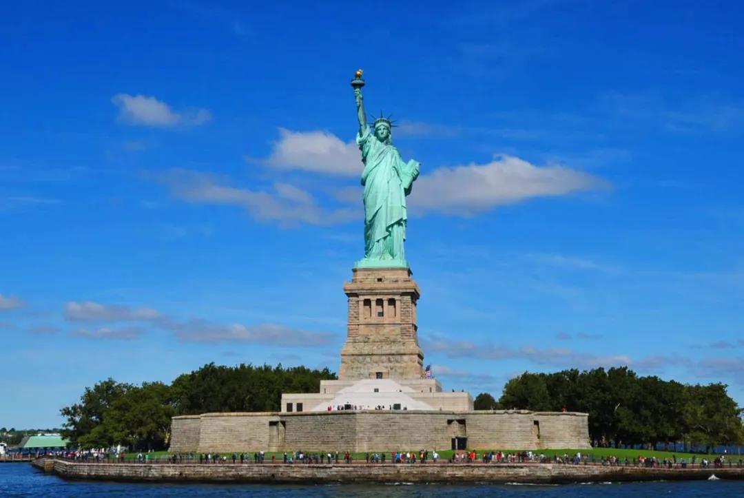 去法国旅行的小镇,浪漫的法国之旅旅游攻略