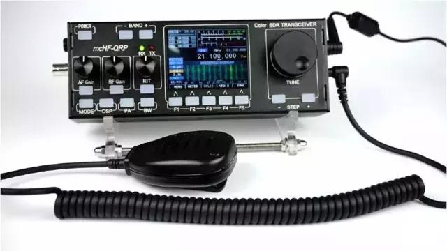 多款收发信机回顾，SDR、QRP和传统桌面电台争奇斗艳