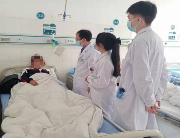 眼底静脉血管阻塞手术,眼底动脉阻塞康复治疗