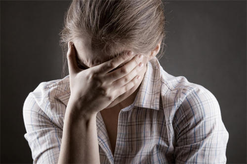 吃什么食物能缓解头痛,头痛应该吃些什么缓解头痛