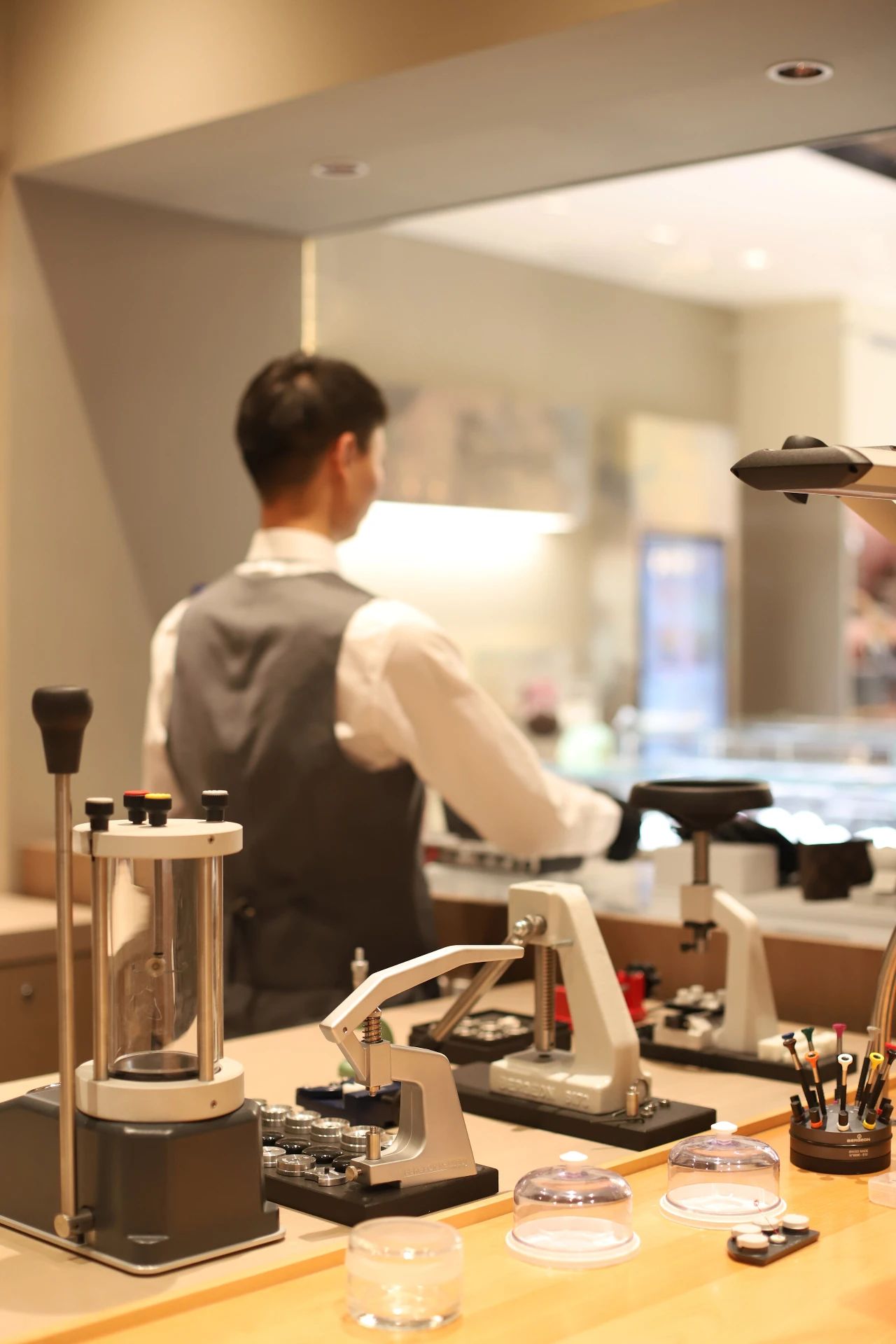 八荒设计：品真阁北京概念旗舰店阐释东西融合的诗意之美