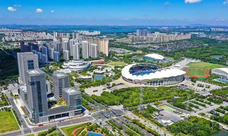 昆山第一高楼金鹰大厦,昆山城东摩天大楼