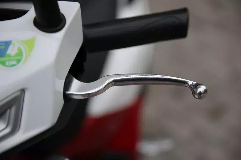 三阳fnx踏板摩托车全系列,三阳最新款150踏板摩托车测试