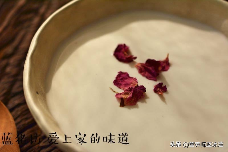 小孩秋冬经常咳嗽要关注点什么,又到了宝宝咳嗽高发期