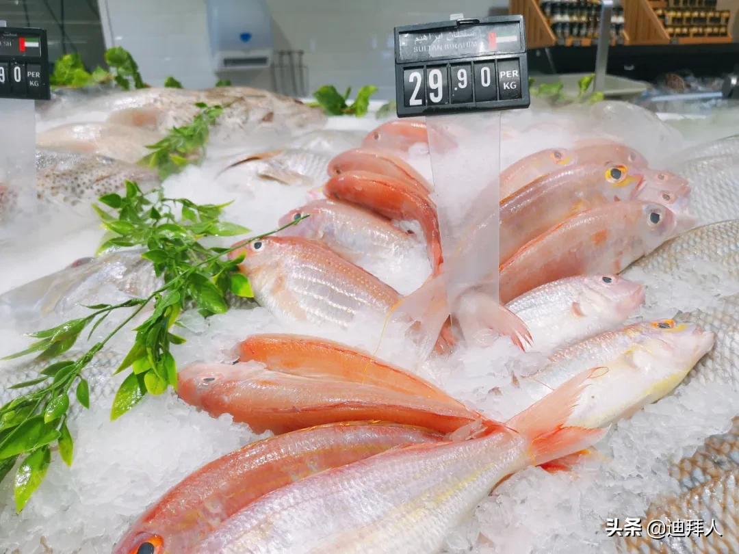 迪拜的物价多少钱一平方,迪拜顶级商场购物实拍