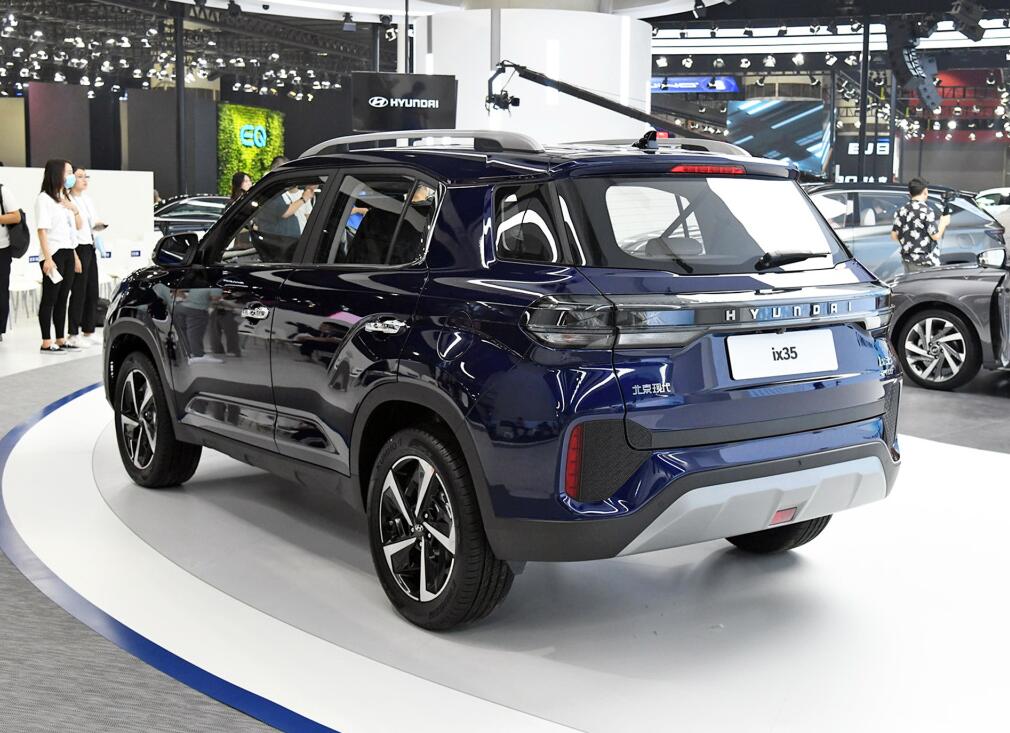 现代ix35值不值得购买,现代ix35从二十多万降价到十多万