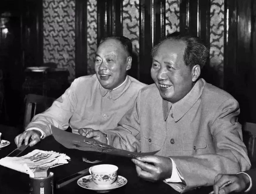 十大元帅几乎都写诗，为什么只有陈毅被称为“元帅诗人”？