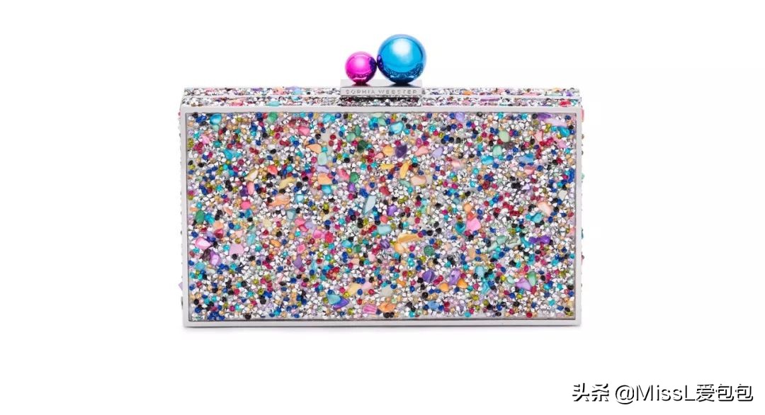 下雨天适合背什么牌子的奢侈品包,下雨天能背的lv包有哪些