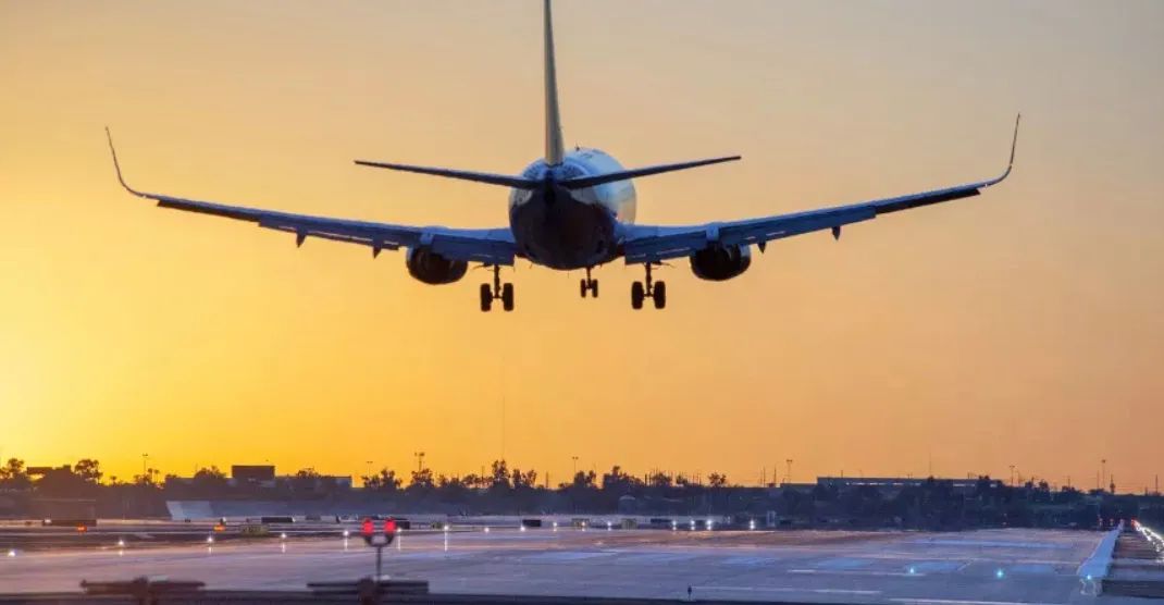 从英国到上海,从英国飞到上海会路过哪