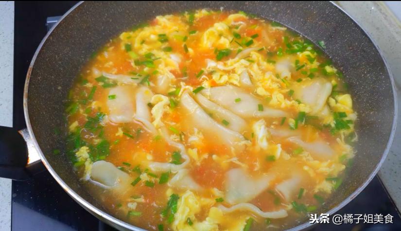 手工面条纯手工制作方法,手工面条做法不用擀面杖不用醒面