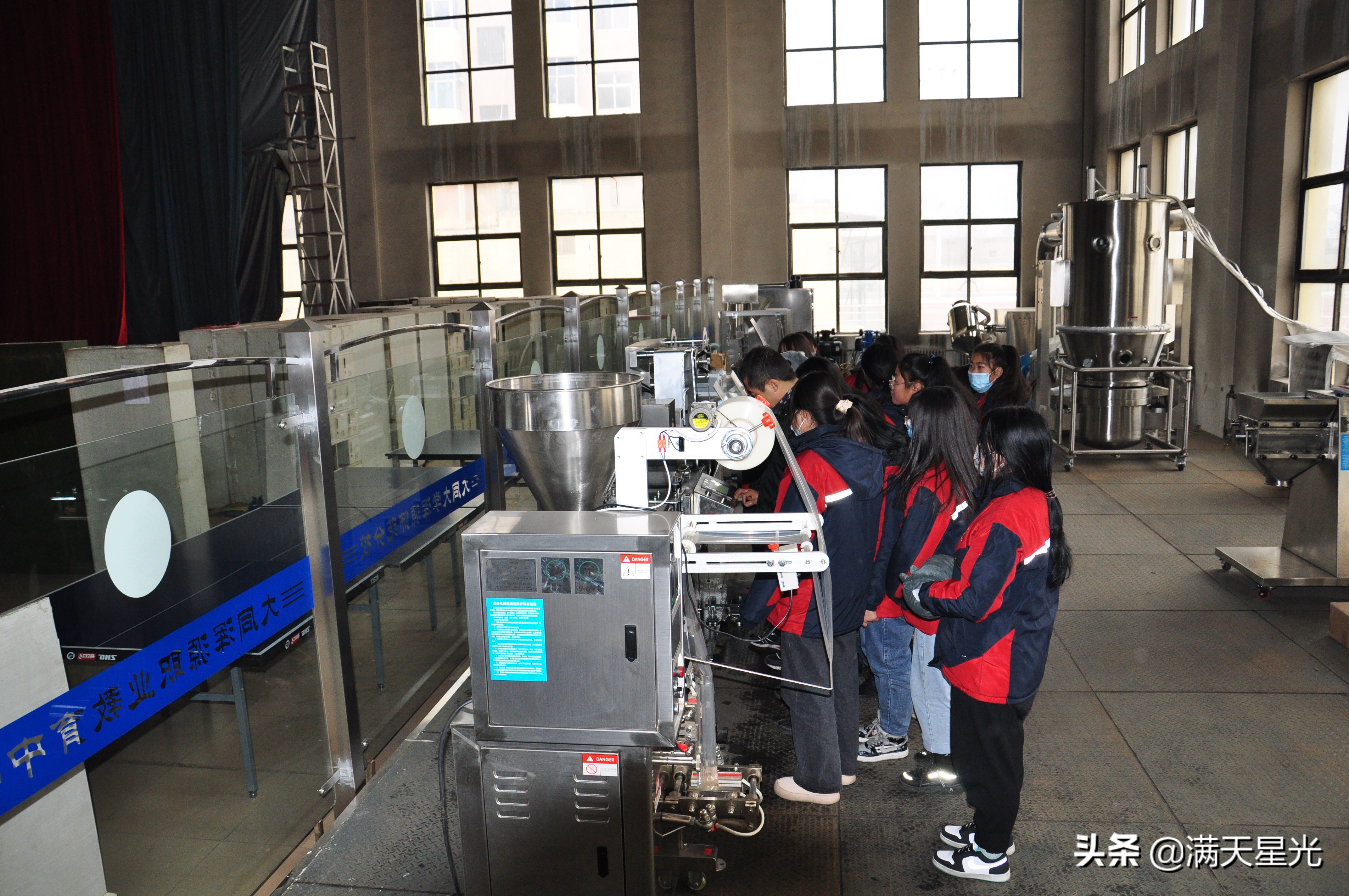 立心铸魂兴伟业,立心铸魂传承薪火