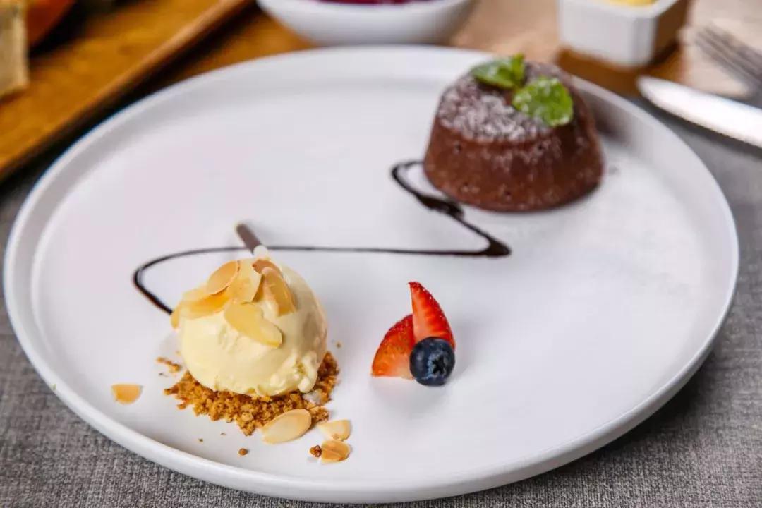 万元抽奖！送戴森卷发棒+TF口红！这家花园西餐厅让我开始嫌弃男友！