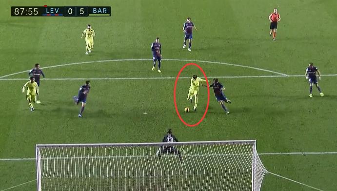 不是后卫都能这么进球，尤文队长奔袭挑战，皮克：我就看看不说话